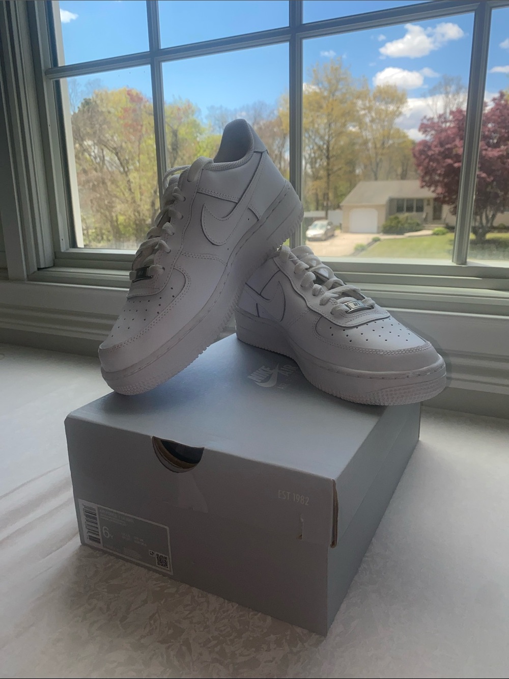 Nike White Leather Low-Top Sneakers